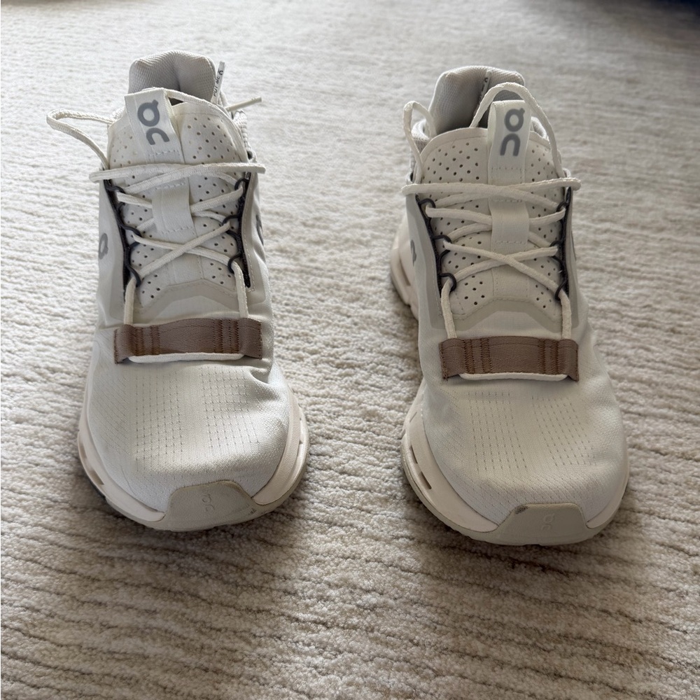 Women’s White On Cloud Athletic Sneakers with Tan Accents